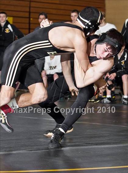 Thumbnail 3 in Shelton vs Hand  (Trumbull Duals Meet) photogallery.