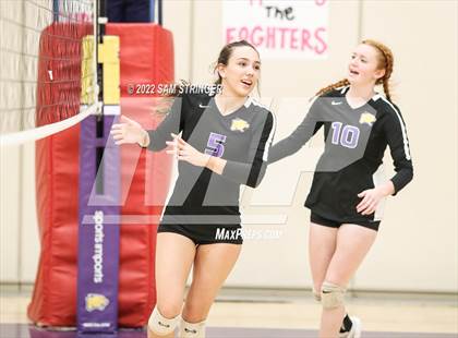 Thumbnail 1 in James Logan vs. Escalon (Stockton Classic) photogallery.