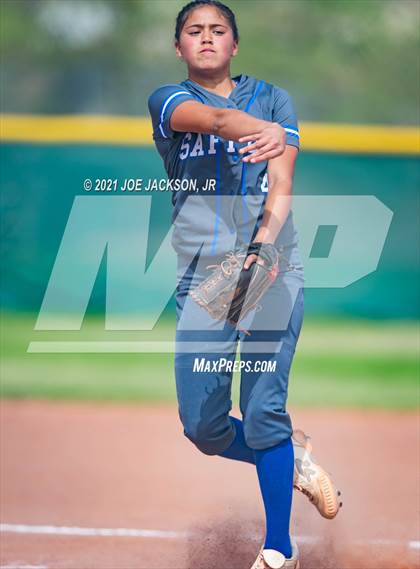 Thumbnail 1 in Safford @ Sabino photogallery.