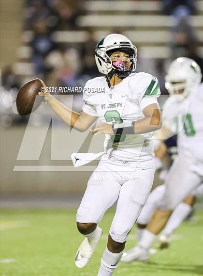 Thumbnail 1 in St. Joseph @ Bullard (CIF CS Division II Round 1 Playoff) photogallery.