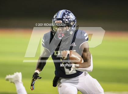 Thumbnail 3 in St. Joseph @ Bullard (CIF CS Division II Round 1 Playoff) photogallery.