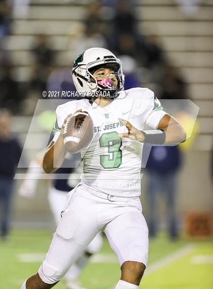 Thumbnail 2 in St. Joseph @ Bullard (CIF CS Division II Round 1 Playoff) photogallery.