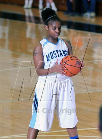 Thumbnail 3 in Ohio County @ Muhlenberg County (10th District Championship) photogallery.