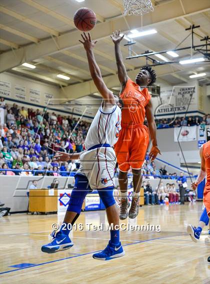 Thumbnail 1 in Cedar Ridge vs. Lamar (AAA 3A Round Two) photogallery.