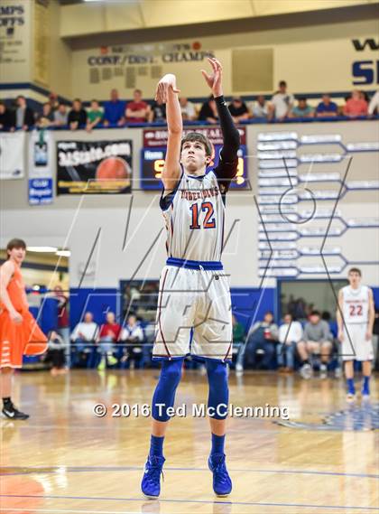 Thumbnail 3 in Cedar Ridge vs. Lamar (AAA 3A Round Two) photogallery.