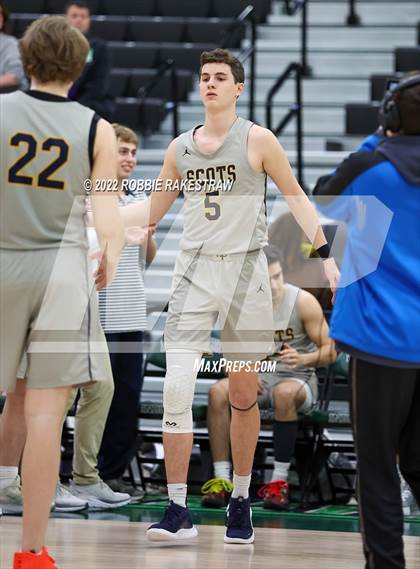 Thumbnail 2 in University vs. Highland Park (UIL 5A Region 2 Bi-District Playoff) photogallery.