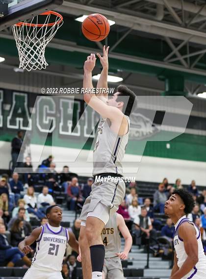 Thumbnail 3 in University vs. Highland Park (UIL 5A Region 2 Bi-District Playoff) photogallery.
