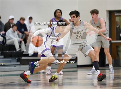 Thumbnail 2 in University vs. Highland Park (UIL 5A Region 2 Bi-District Playoff) photogallery.
