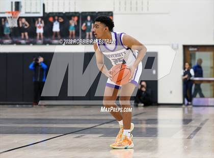 Thumbnail 3 in University vs. Highland Park (UIL 5A Region 2 Bi-District Playoff) photogallery.