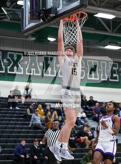 Thumbnail 1 in University vs. Highland Park (UIL 5A Region 2 Bi-District Playoff) photogallery.