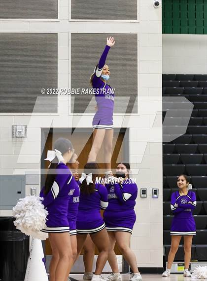 Thumbnail 3 in University vs. Highland Park (UIL 5A Region 2 Bi-District Playoff) photogallery.