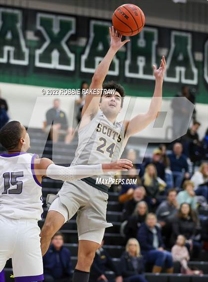 Thumbnail 2 in University vs. Highland Park (UIL 5A Region 2 Bi-District Playoff) photogallery.