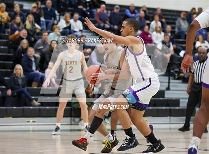 Thumbnail 1 in University vs. Highland Park (UIL 5A Region 2 Bi-District Playoff) photogallery.