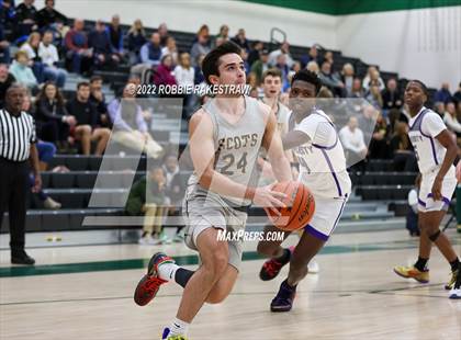 Thumbnail 1 in University vs. Highland Park (UIL 5A Region 2 Bi-District Playoff) photogallery.