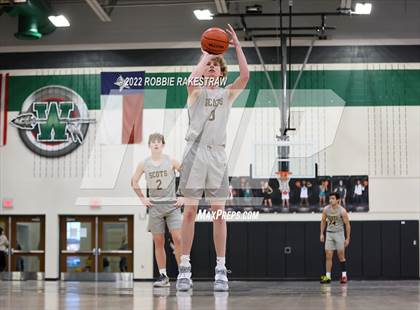 Thumbnail 2 in University vs. Highland Park (UIL 5A Region 2 Bi-District Playoff) photogallery.