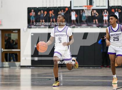 Thumbnail 3 in University vs. Highland Park (UIL 5A Region 2 Bi-District Playoff) photogallery.