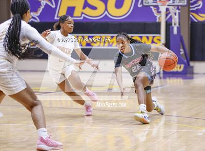 Thumbnail 2 in South Grand Prairie vs. Monterey photogallery.