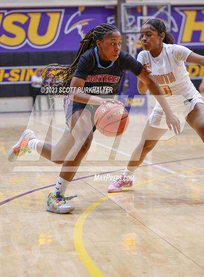 Thumbnail 3 in South Grand Prairie vs. Monterey photogallery.
