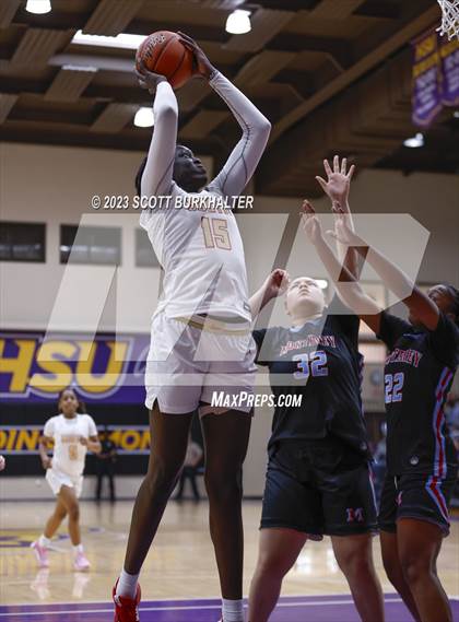 Thumbnail 1 in South Grand Prairie vs. Monterey photogallery.
