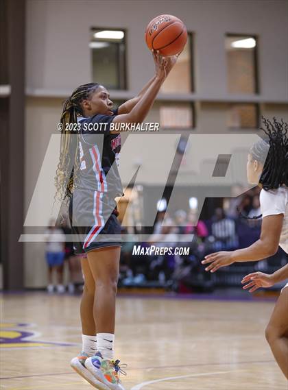 Thumbnail 3 in South Grand Prairie vs. Monterey photogallery.