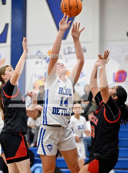Thumbnail 1 in Lincoln vs. Davis Sr. (Dorothy Speck Memorial) photogallery.
