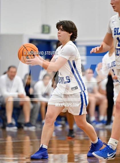 Thumbnail 1 in Lincoln vs. Davis Sr. (Dorothy Speck Memorial) photogallery.