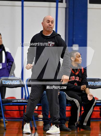 Thumbnail 1 in Lincoln vs. Davis Sr. (Dorothy Speck Memorial) photogallery.