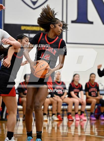 Thumbnail 1 in Lincoln vs. Davis Sr. (Dorothy Speck Memorial) photogallery.