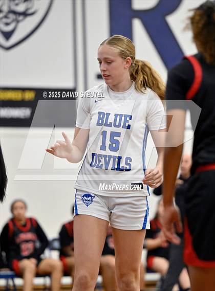 Thumbnail 2 in Lincoln vs. Davis Sr. (Dorothy Speck Memorial) photogallery.