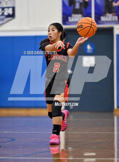 Thumbnail 1 in Lincoln vs. Davis Sr. (Dorothy Speck Memorial) photogallery.