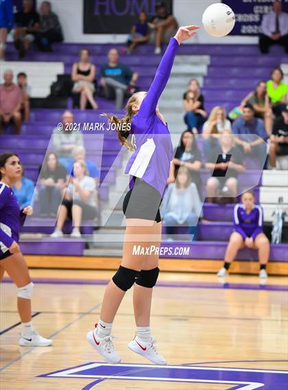 Thumbnail 2 in Northwest Christian vs. Valley Christian (JV) photogallery.