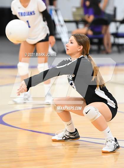 Thumbnail 3 in Northwest Christian vs. Valley Christian (JV) photogallery.