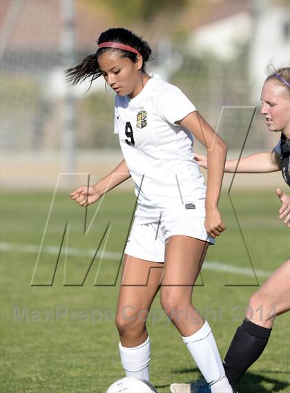 Thumbnail 1 in Palos Verdes @ Sunny Hills (CIF SS D2 Playoff) photogallery.