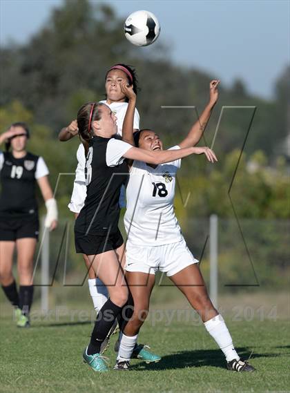 Thumbnail 1 in Palos Verdes @ Sunny Hills (CIF SS D2 Playoff) photogallery.