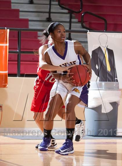 Thumbnail 2 in Wylie vs. Maypearl (Whataburger Tournament) photogallery.