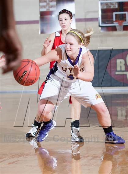 Thumbnail 1 in Wylie vs. Maypearl (Whataburger Tournament) photogallery.