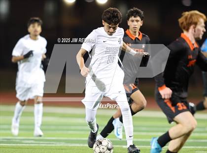 Thumbnail 3 in Horn @ Rockwall photogallery.