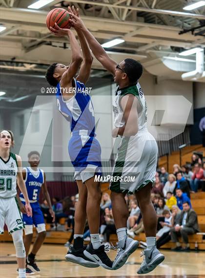 Thumbnail 2 in Indianapolis Bishop Chatard @ Covenant Christian  photogallery.