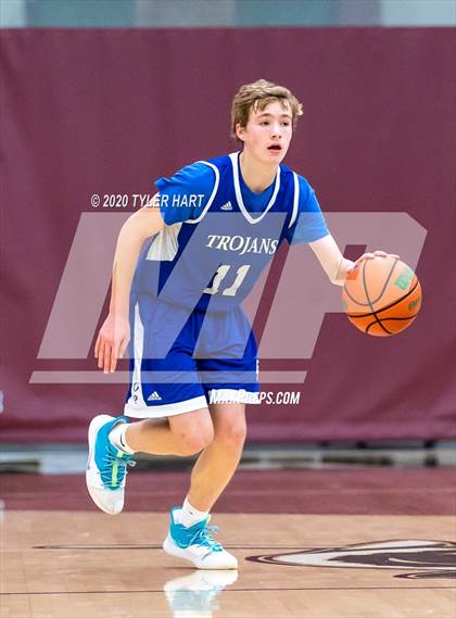 Thumbnail 1 in Indianapolis Bishop Chatard @ Covenant Christian  photogallery.