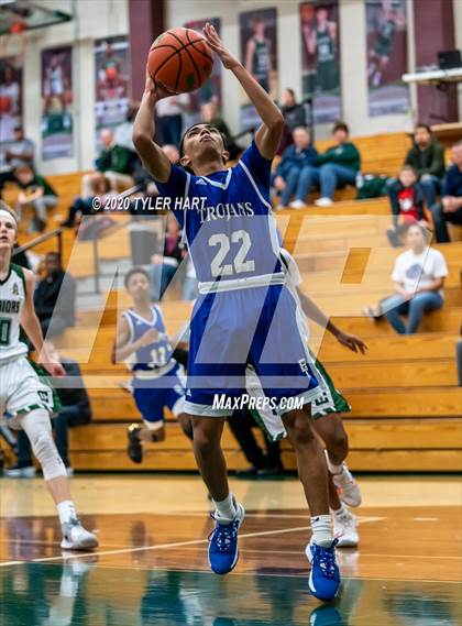 Thumbnail 1 in Indianapolis Bishop Chatard @ Covenant Christian  photogallery.