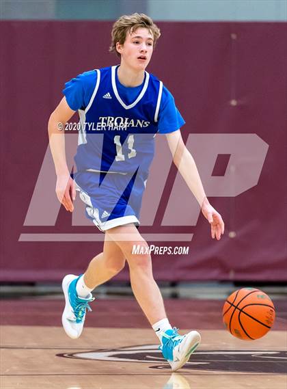 Thumbnail 2 in Indianapolis Bishop Chatard @ Covenant Christian  photogallery.