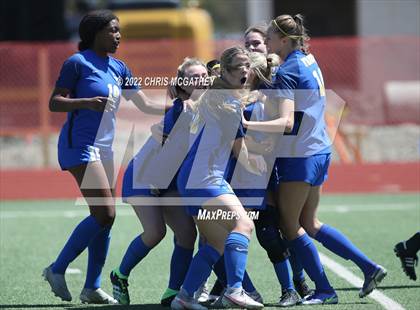 Thumbnail 3 in Highland Park vs Frisco (UIL 5A Regional Semifinal) photogallery.