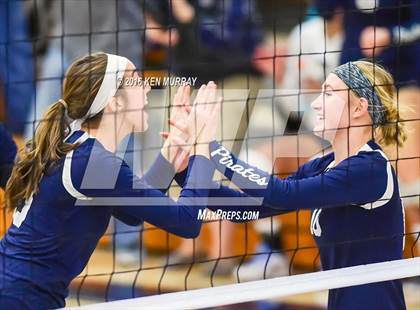 Thumbnail 3 in GMG vs Hudson (IHSAA Regional Semifinal) photogallery.
