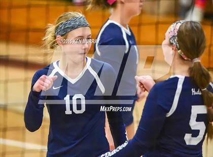Thumbnail 3 in GMG vs Hudson (IHSAA Regional Semifinal) photogallery.