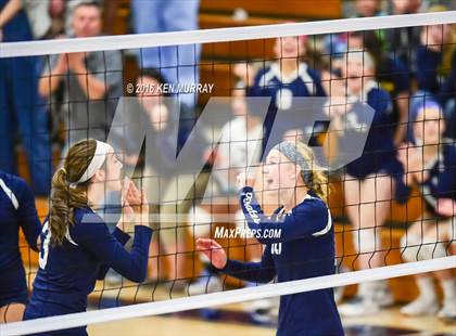 Thumbnail 2 in GMG vs Hudson (IHSAA Regional Semifinal) photogallery.