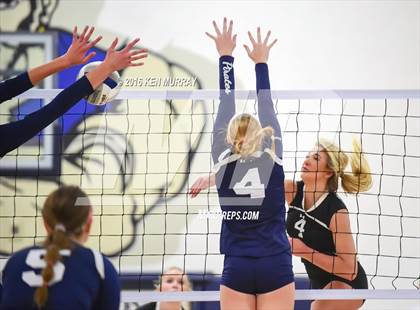 Thumbnail 1 in GMG vs Hudson (IHSAA Regional Semifinal) photogallery.