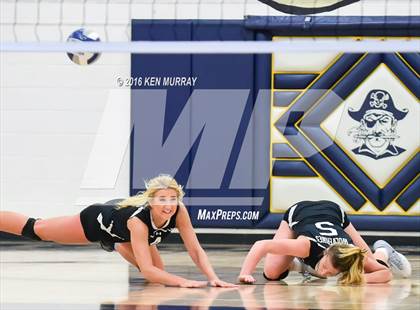 Thumbnail 3 in GMG vs Hudson (IHSAA Regional Semifinal) photogallery.