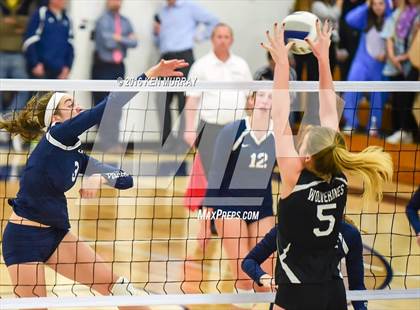 Thumbnail 3 in GMG vs Hudson (IHSAA Regional Semifinal) photogallery.
