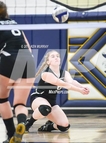 Thumbnail 2 in GMG vs Hudson (IHSAA Regional Semifinal) photogallery.