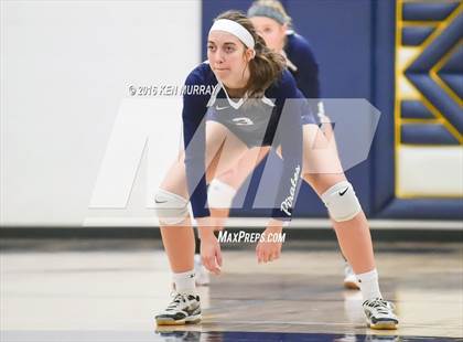 Thumbnail 3 in GMG vs Hudson (IHSAA Regional Semifinal) photogallery.